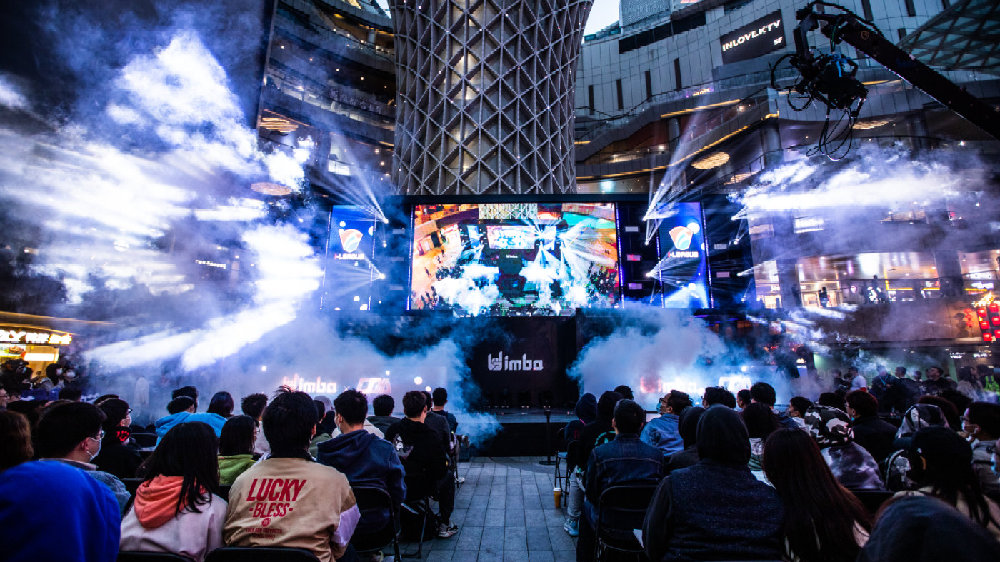 小伞Jhin盛开着屠杀之花引领逆转，Awei的Zyra在团战中阵亡， Leyan 的队伍锁定赛点。