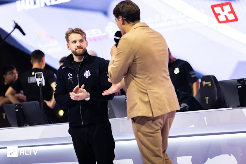 体育博弈里的“决策疲劳点”：越晚越危险。（体育博弈中的“决策疲劳临界点”：拖得越晚，风险越大）